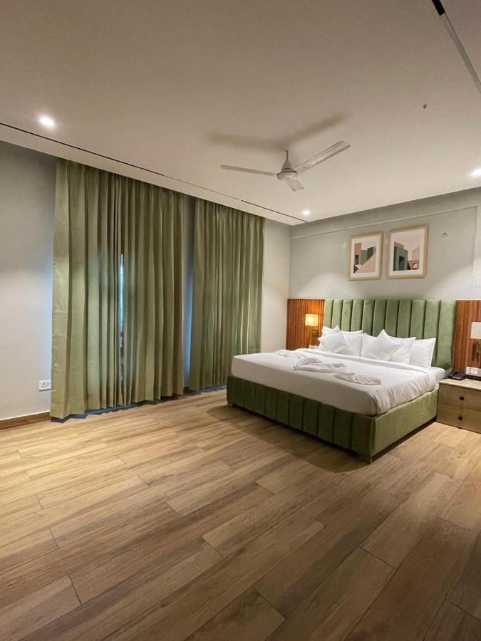Hotel West Inn Premium Kharar 外观 照片